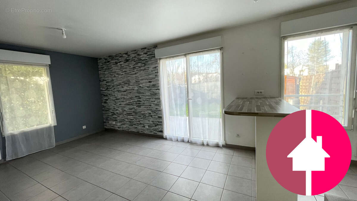 Appartement à FERRIERES-EN-BRIE