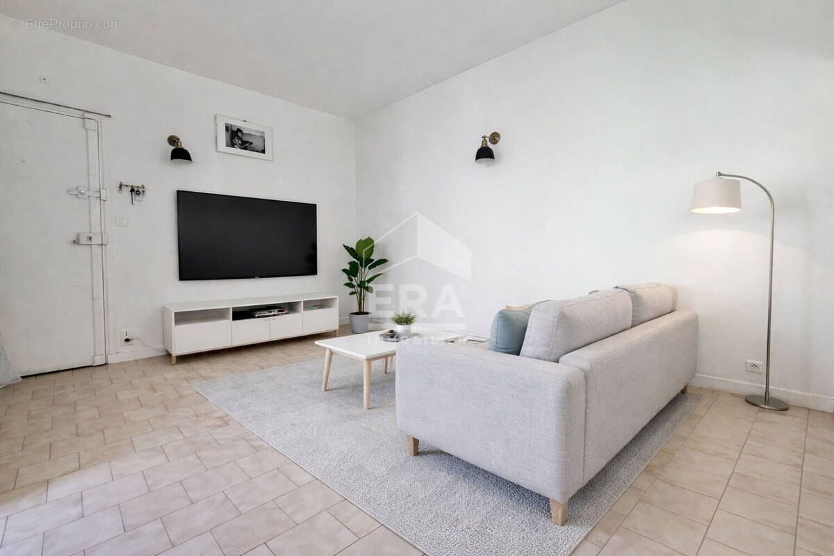 Appartement à HOUILLES