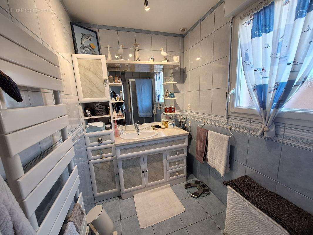 Maison à PLOUIGNEAU