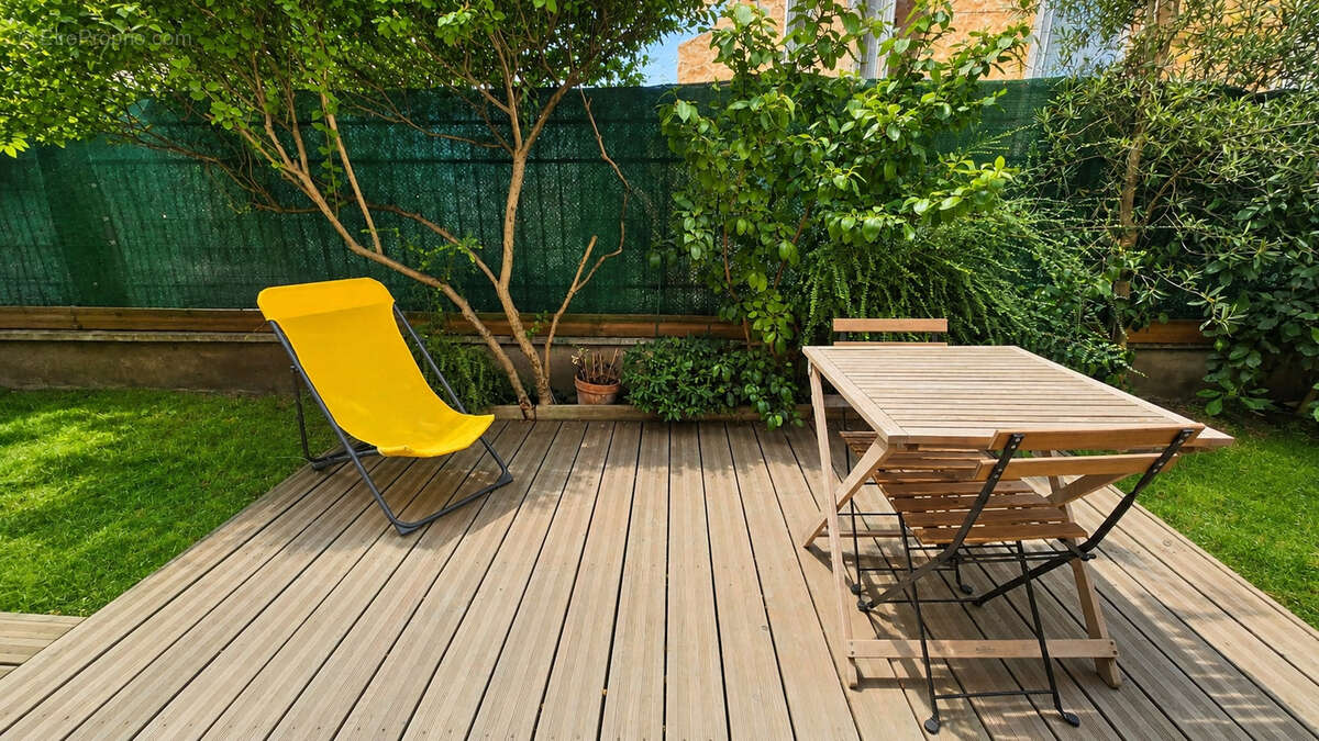 Appartement Paris 3 pièce(s) 64 m2 et 35 m² de jardin privatif - photo 8