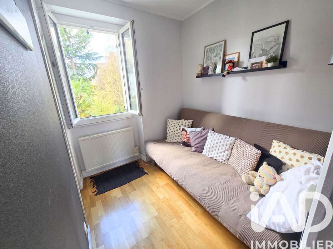 Photo 5 - Appartement à COURBEVOIE