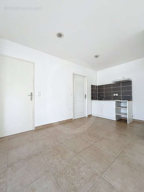 Appartement à LE CRES