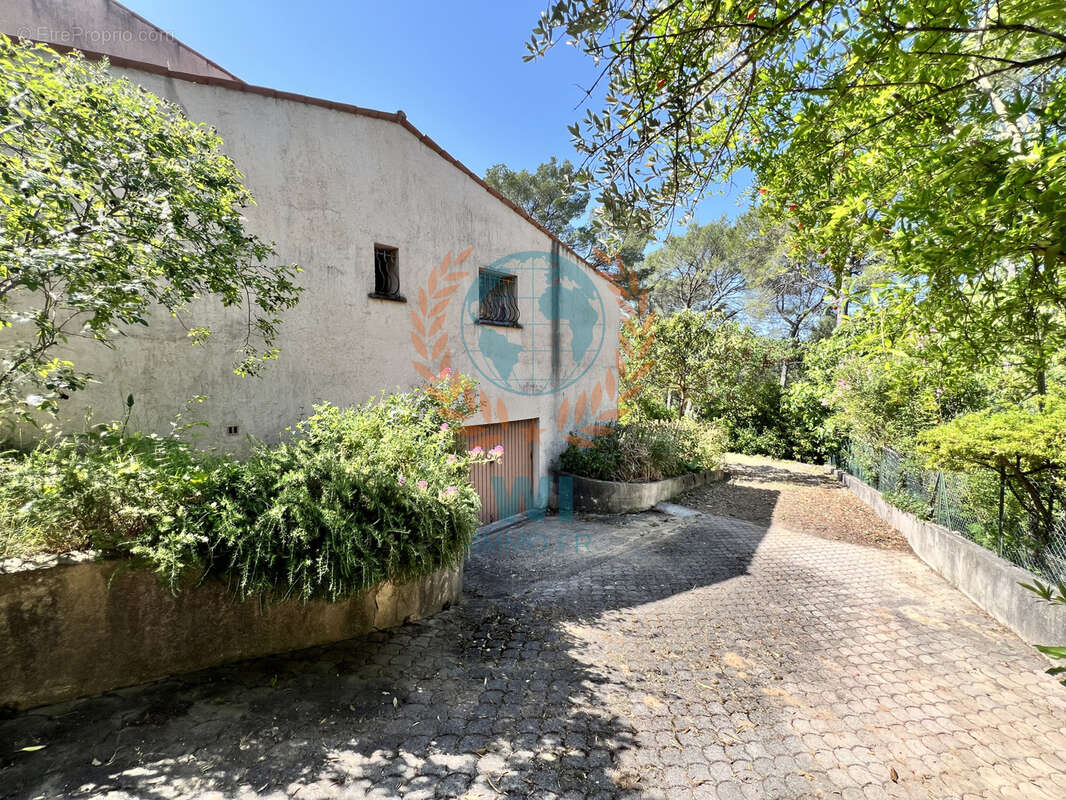 Maison à TRANS-EN-PROVENCE