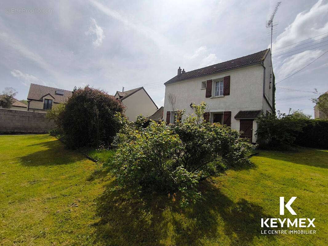 Maison à LUZARCHES