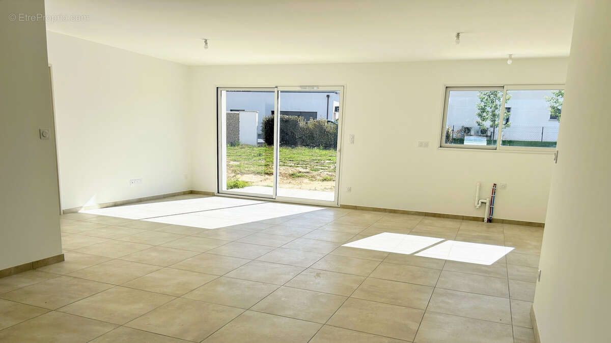 Maison à CASTELJALOUX