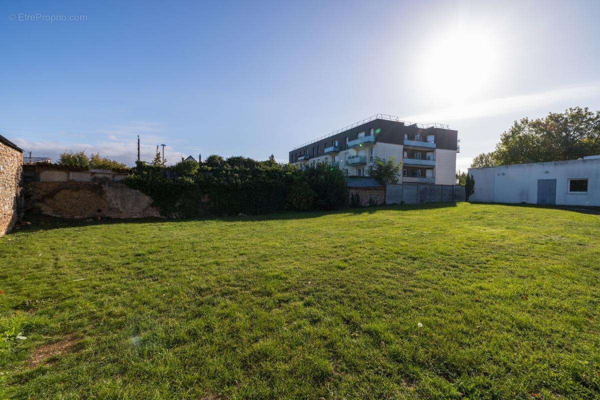 Terrain à CONCHES-EN-OUCHE