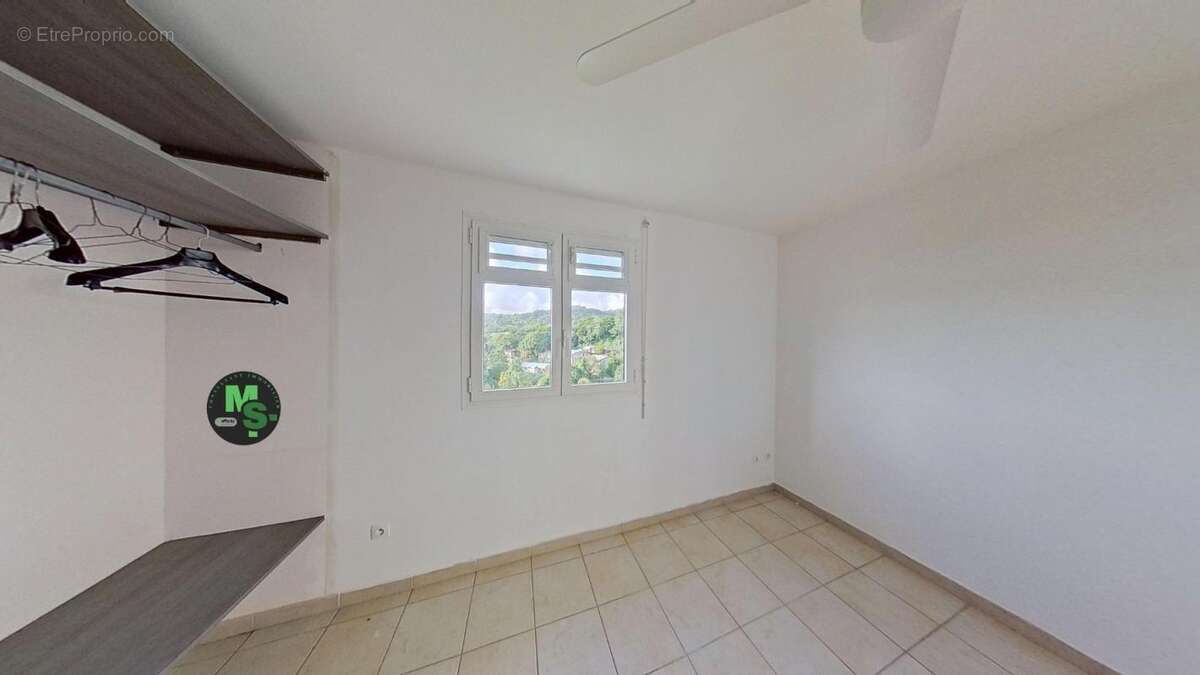 Appartement à SAINTE-MARIE