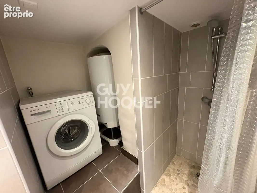 A vendre 3 pièces de 59 m² à Lyon 5 - Vieux Lyon. - photo 8