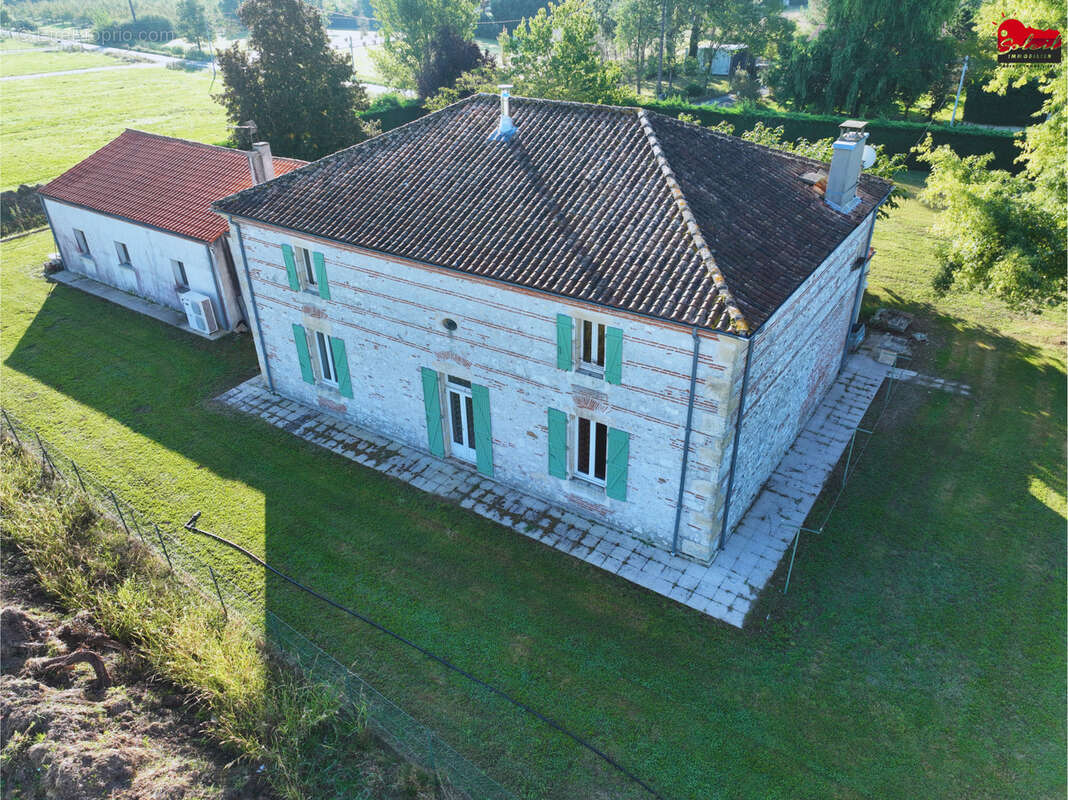 Maison à SAINTE-LIVRADE-SUR-LOT