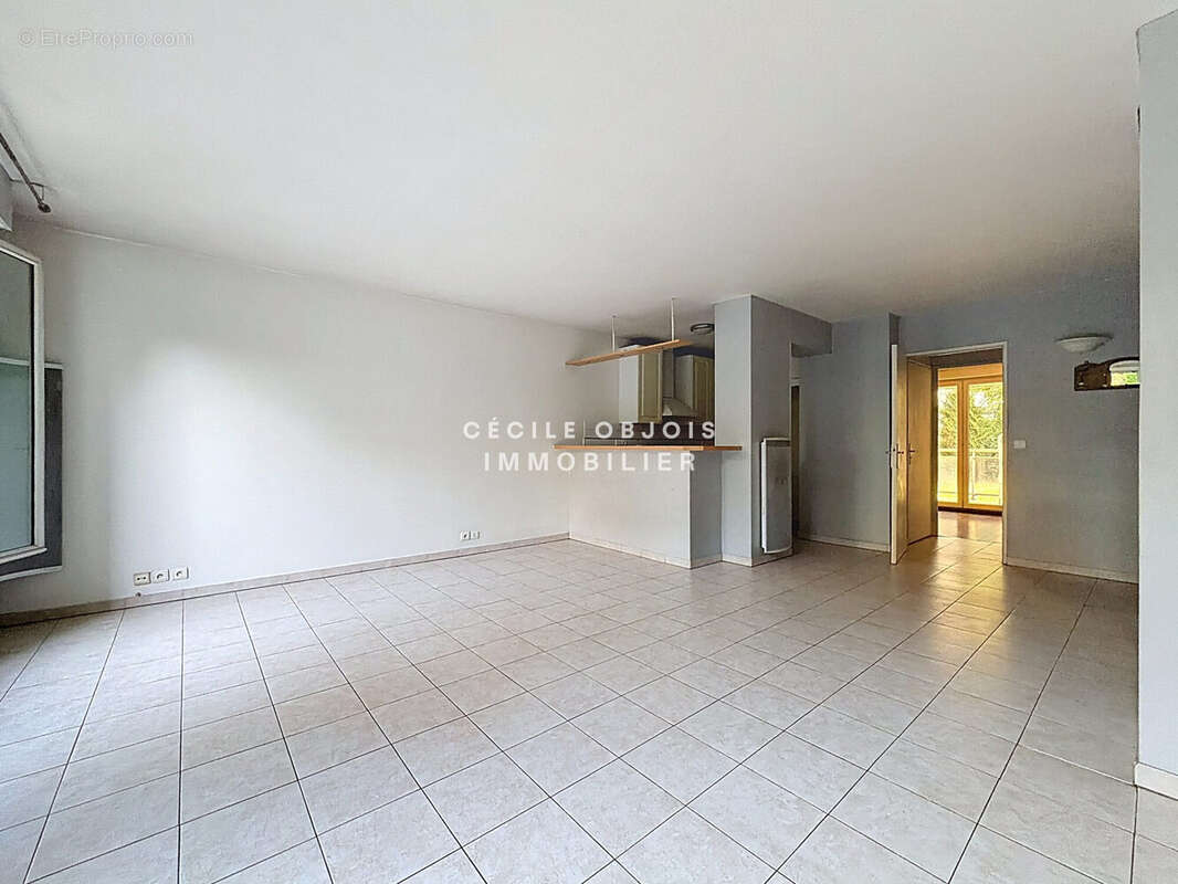 Appartement à LE PERREUX-SUR-MARNE