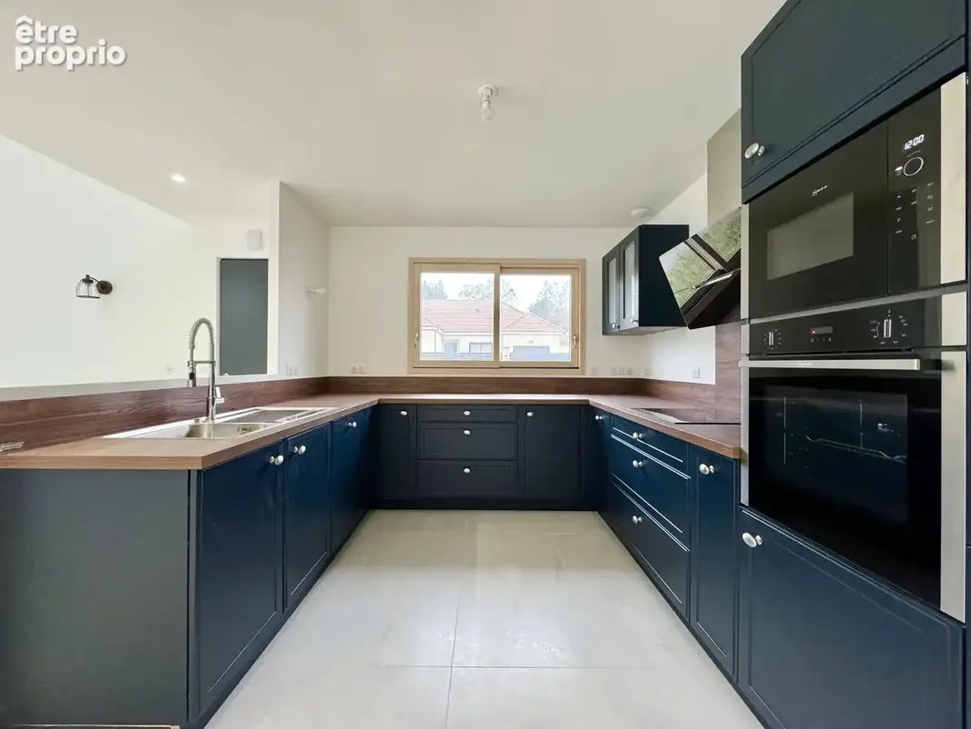 Maison 5 pièces 118 m² à vendre à Saint-Leger-En-Yvelines (78610) - photo 2