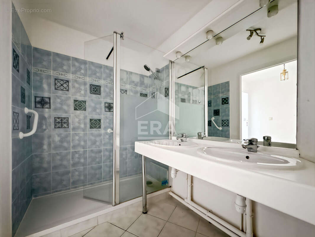 Appartement à MARSEILLE-13E