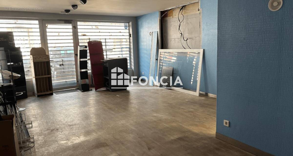 Commerce à CONCARNEAU