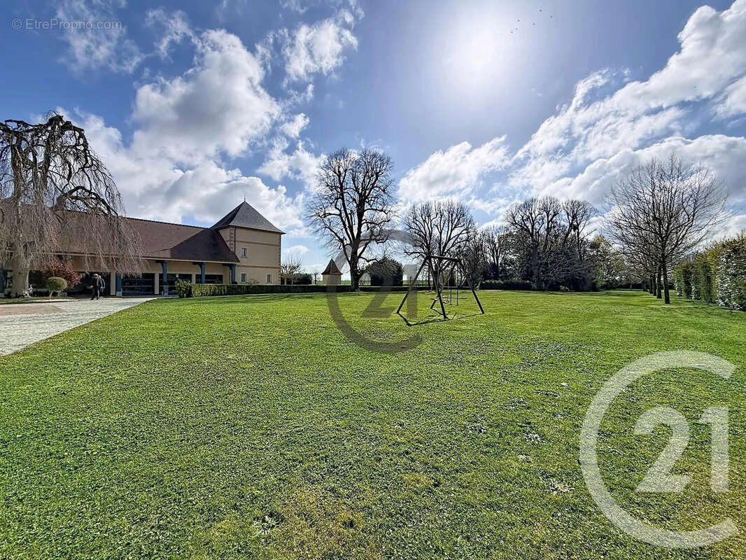 Maison à LAINES-AUX-BOIS