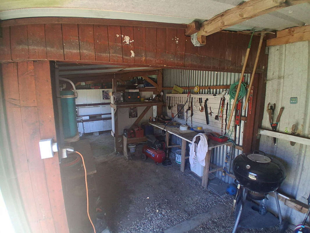 Maison à TAVAUX-ET-PONTSERICOURT