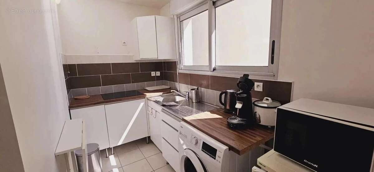 Appartement à MARSEILLE-1E