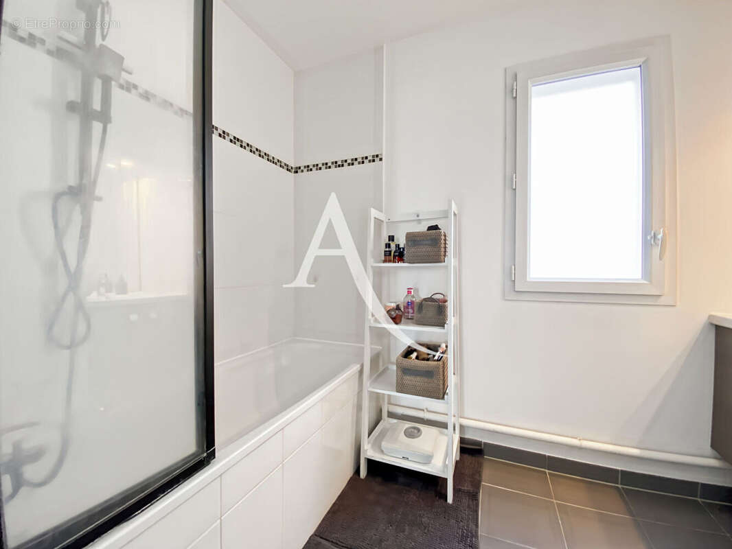 Appartement Bois D Arcy 3 pièce(s) 65.21 m2 - photo 8