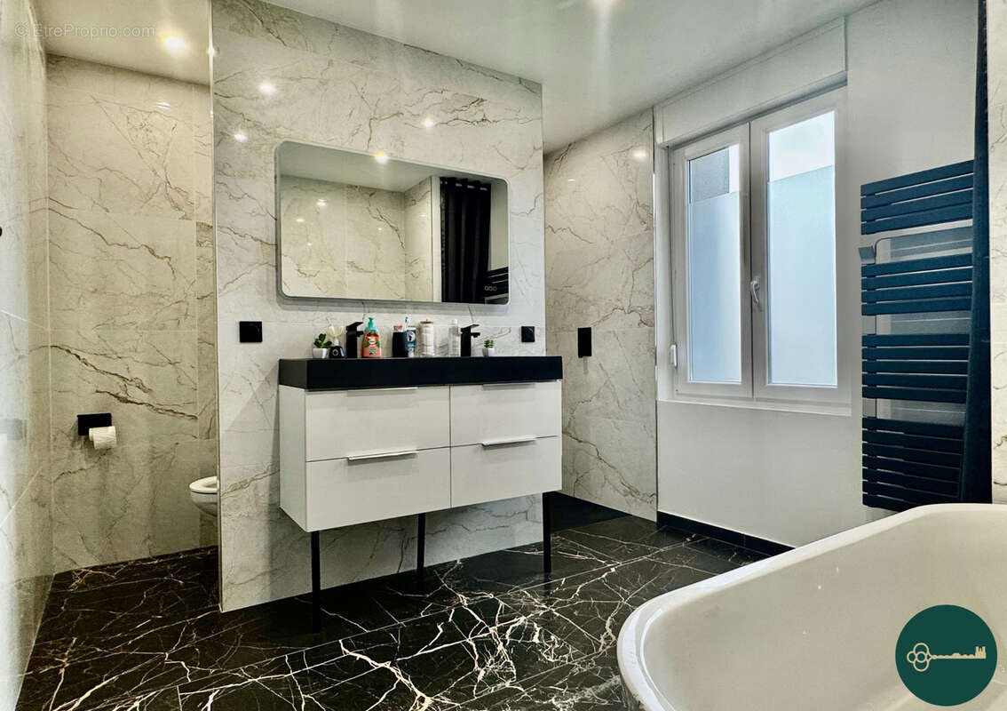 Maison à PAGNEY-DERRIERE-BARINE