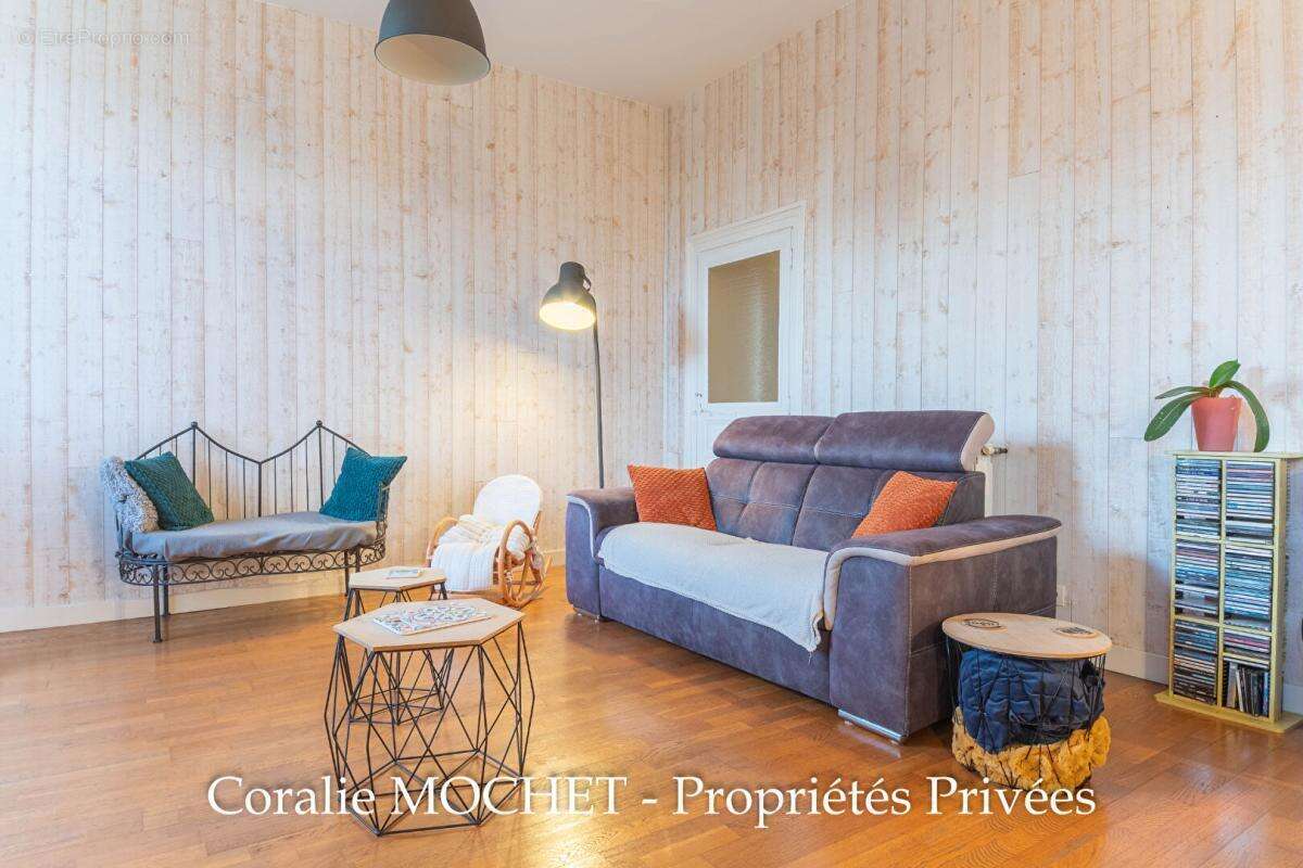 Maison à SAINT-LUMINE-DE-CLISSON