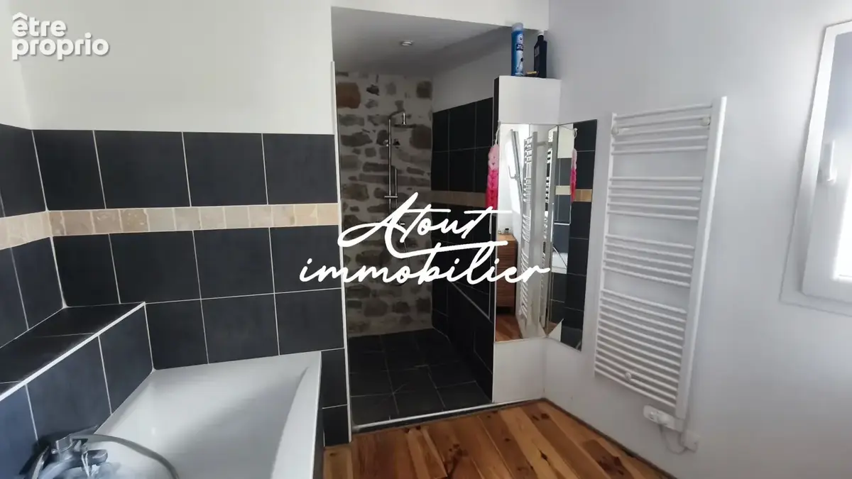 Maison de village 140 M2 à Gabian avec garage et terrasse ! Elle a tout d'une grande ! - photo 12