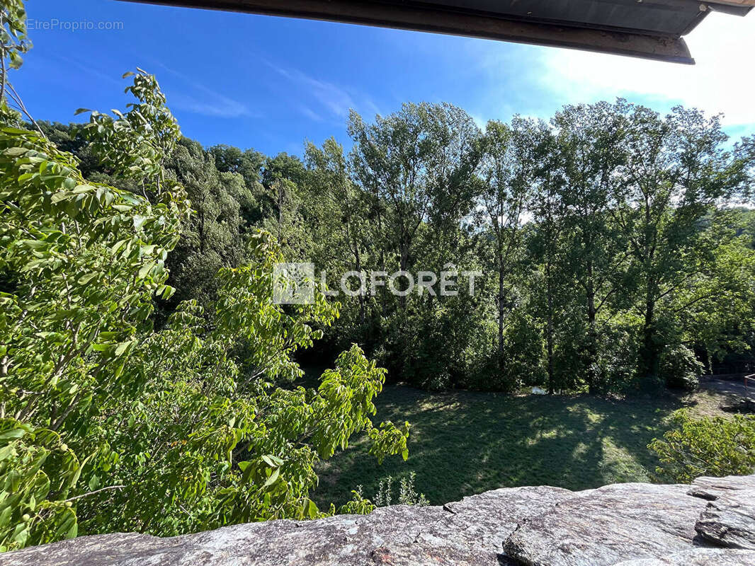 Maison à SALLES-LA-SOURCE