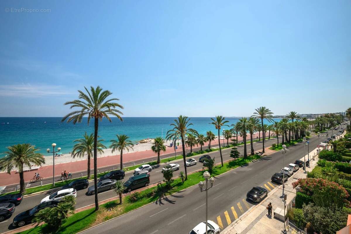 Nice Promenade des Anglais - 3 pièces à rénover - Vue Mer - photo 37