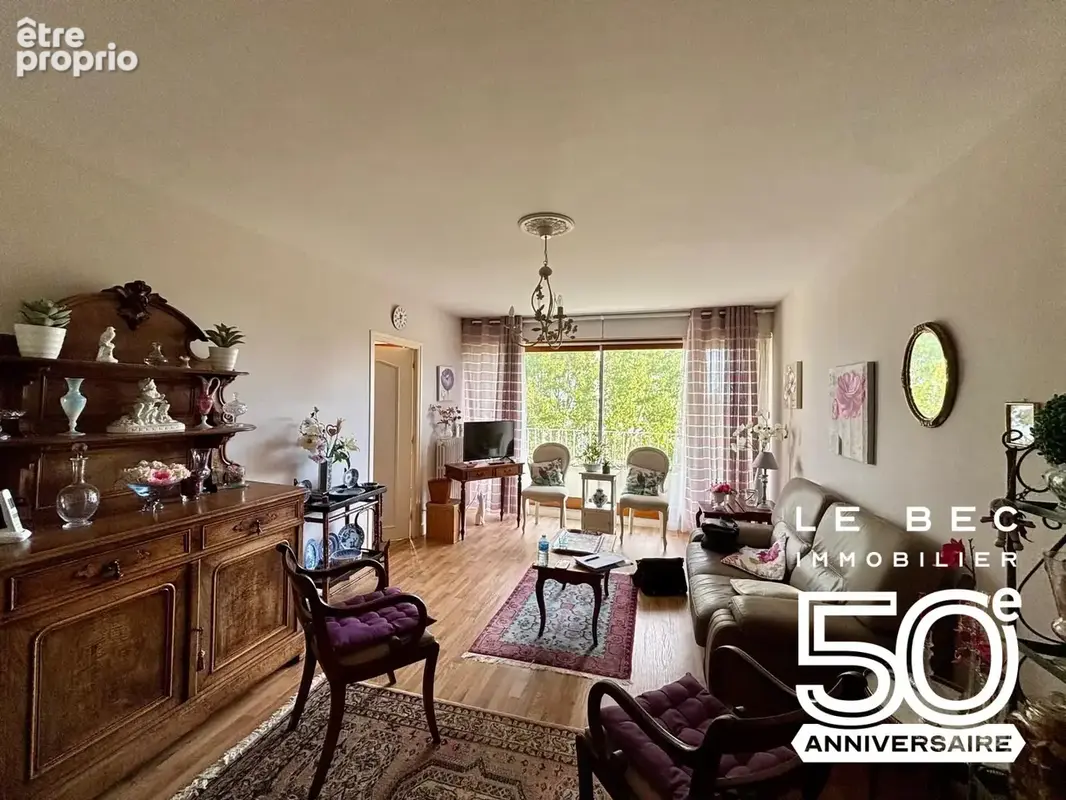 Appartement 5 pièces 108 m² à vendre à Vannes (56000) - photo 2
