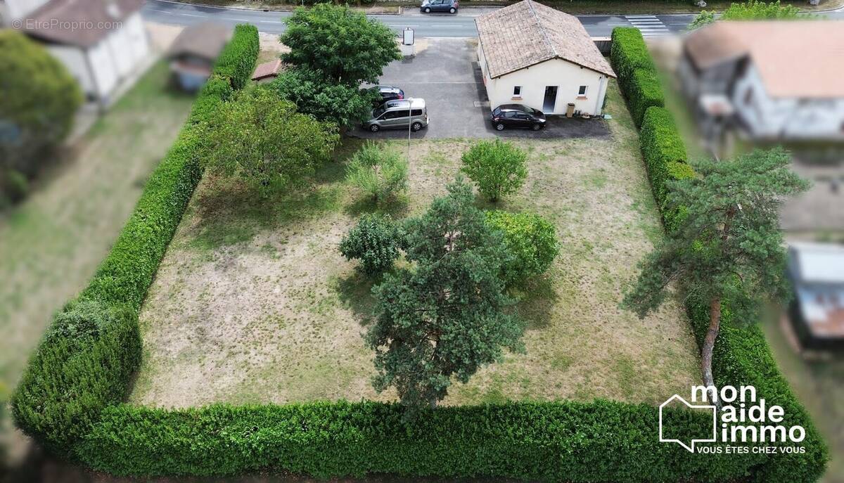 Commerce à CASTELJALOUX