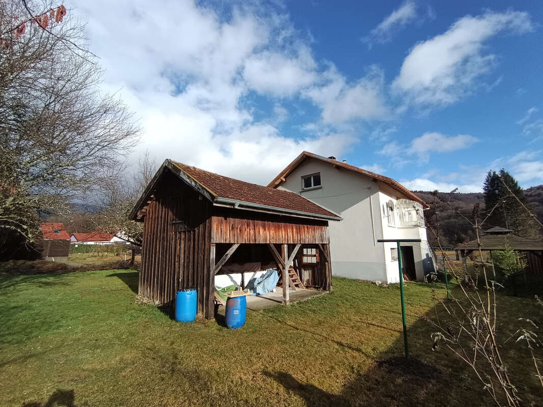 Maison de village avec 4 chambres à vendre 210000 € à Lepuix - photo 3