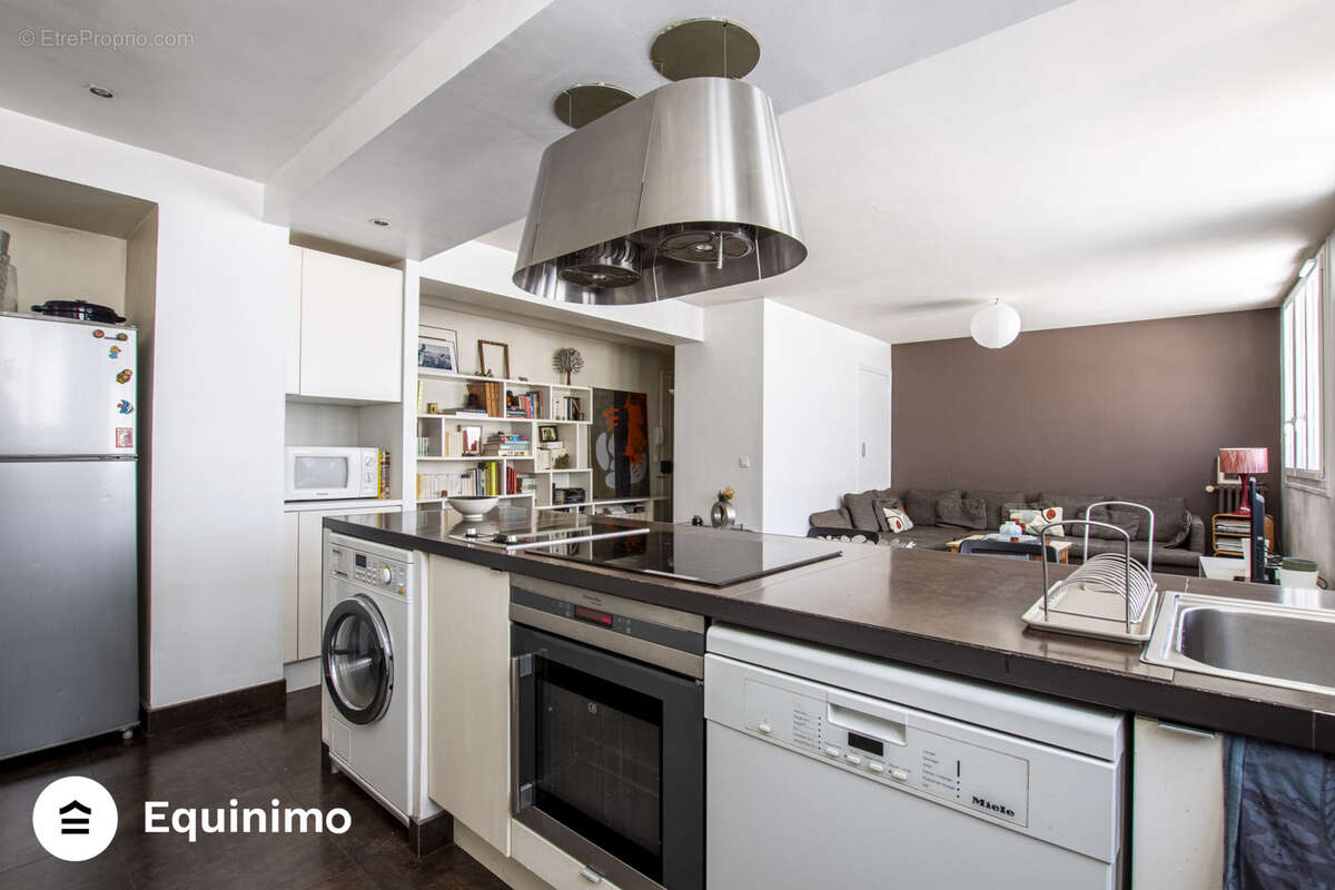 Appartement à PARIS-15E