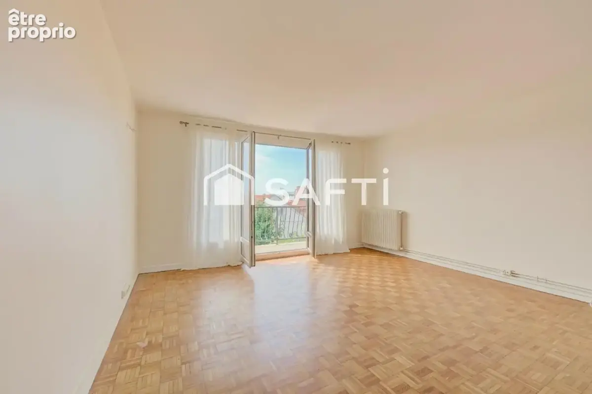 Photo 1 - Appartement à SAINT-MAUR-DES-FOSSES