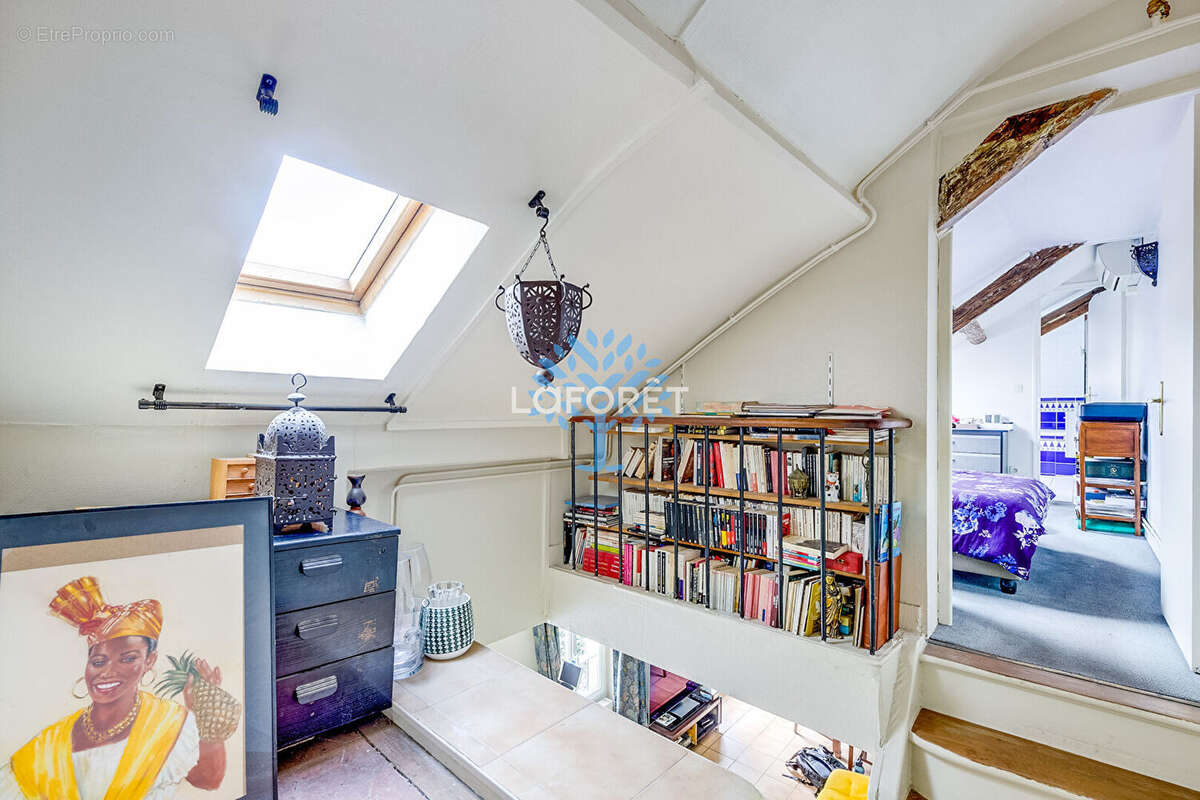 Appartement à PARIS-20E