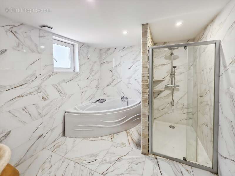 Maison contemporaine de standing avec piscine – commenailles (jura) - photo 10