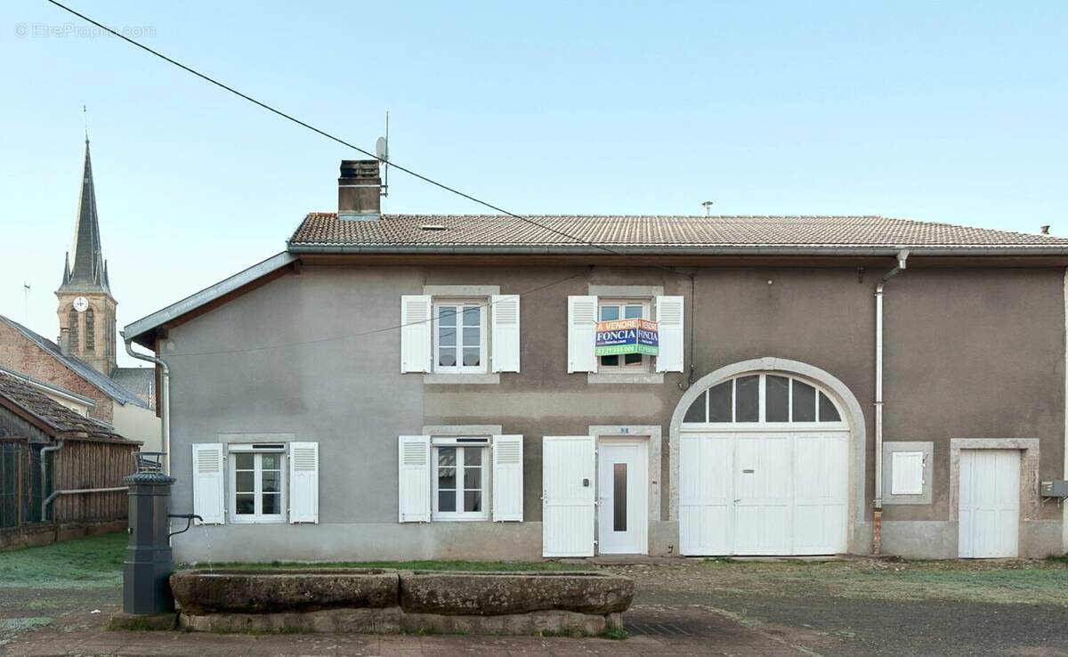 Maison à THIAVILLE-SUR-MEURTHE