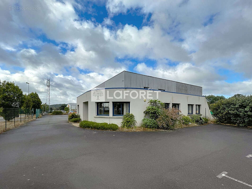 Commerce à LA GACILLY