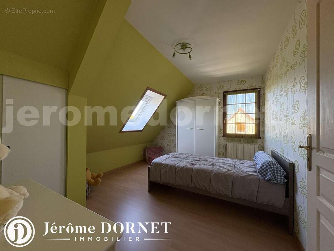 dest-bou_00001_3ae1a75 - Maison à FORMERIE