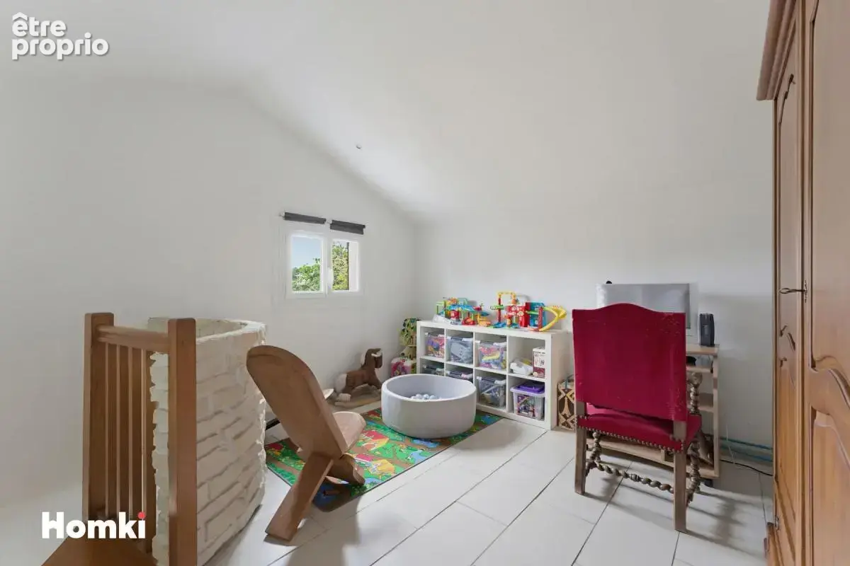 Maison/Villa T4 de 142 m² + T2 indépendant de 20 m² à Saint-Médard-en-Jalles 33160 - photo 14