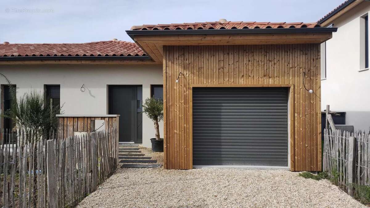 Maison à MOLIETS-ET-MAA