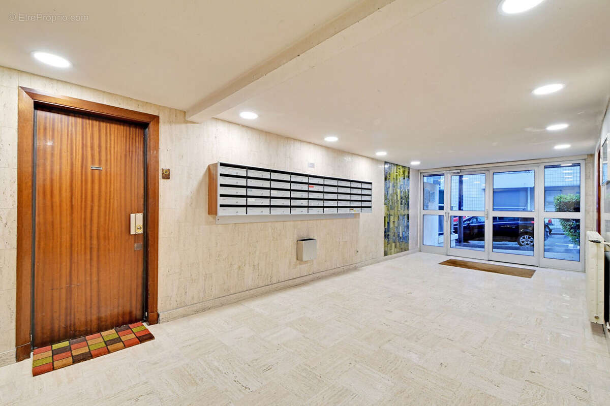 Appartement à PARIS-19E