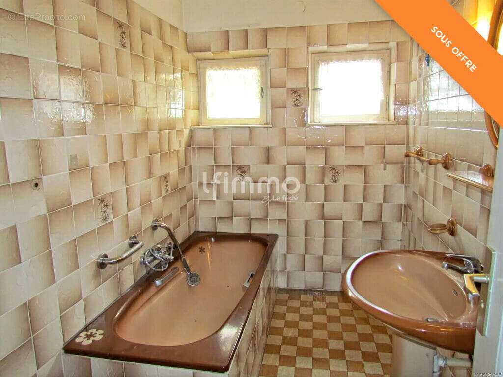Maison avec une dépendance, sur 7 ares - photo 11