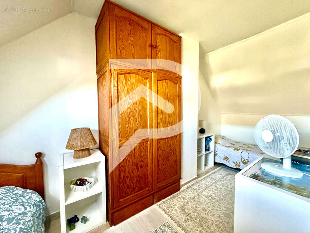 Maison Aulnay Sous Bois 7 pièce(s) 107.69 m2 - photo 8