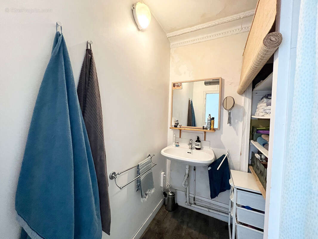 Appartement à PARIS-18E