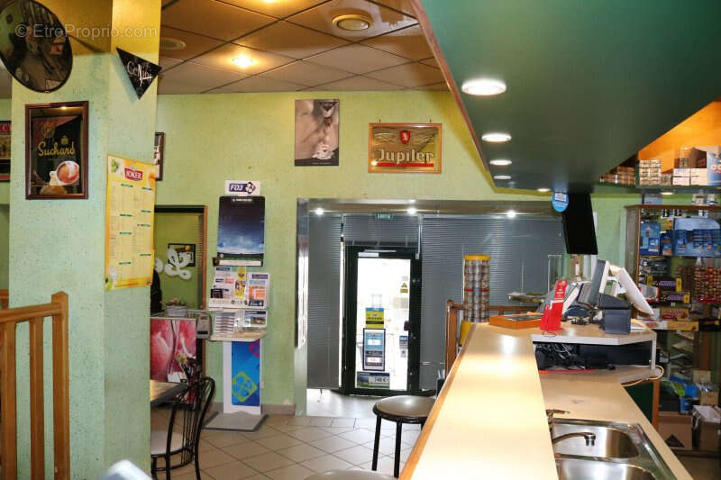 Commerce à TONNERRE