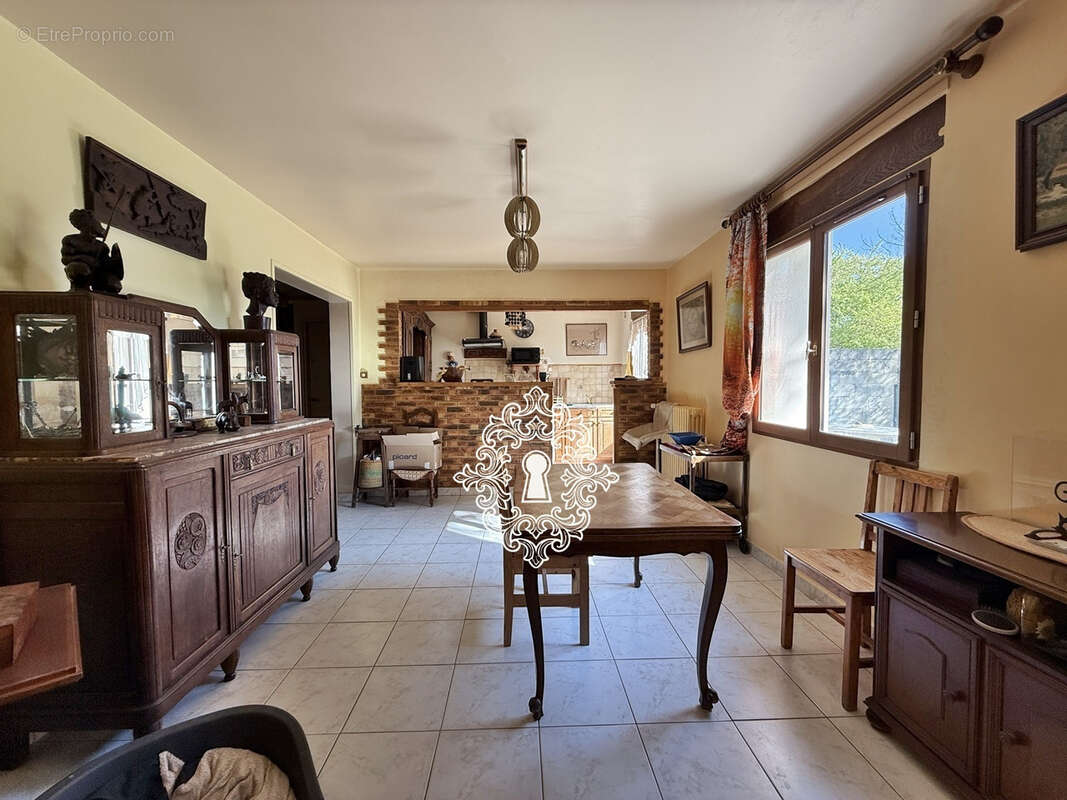 Maison à DONNEMARIE-DONTILLY