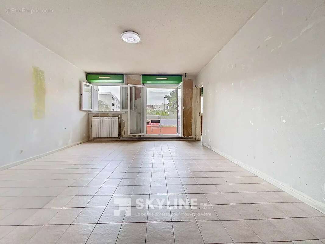 Appartement à MARSEILLE-11E