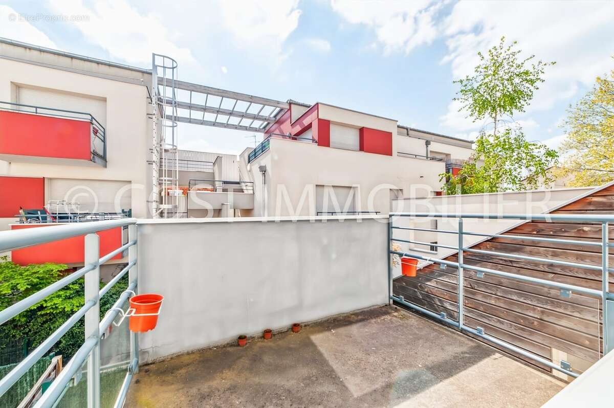 Appartement à GENNEVILLIERS