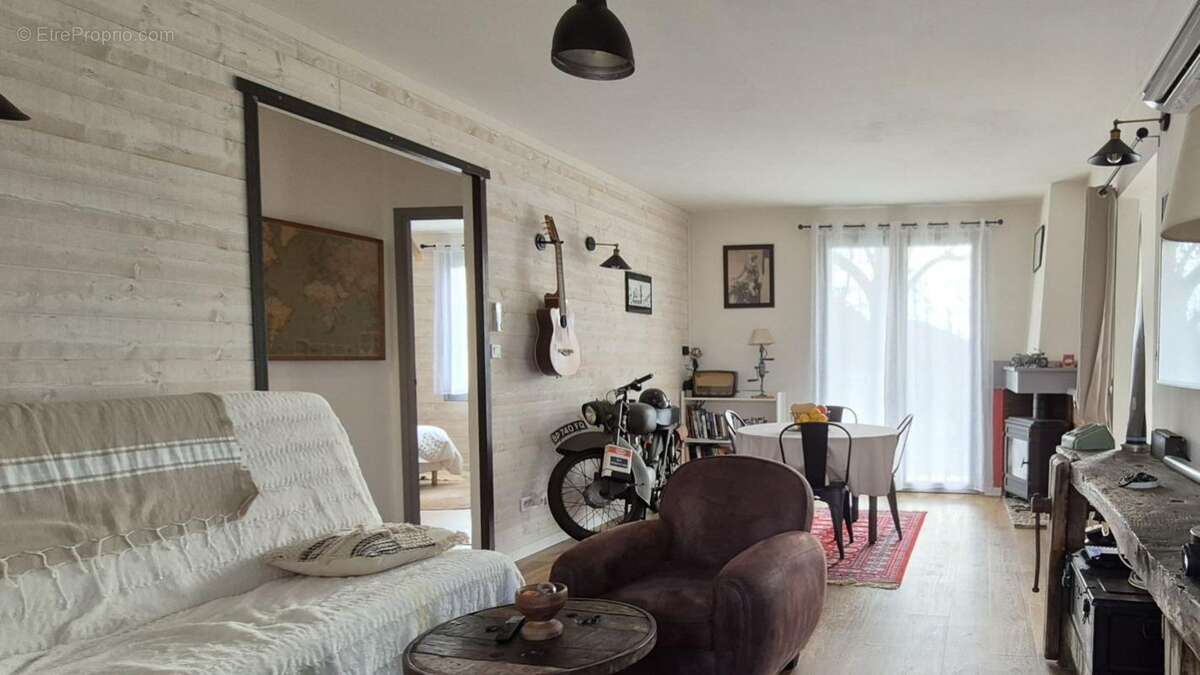 Maison à MONTASTRUC-LA-CONSEILLERE