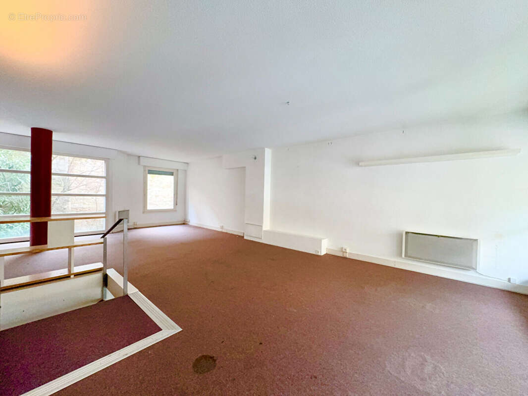 A Avignon intra-muros - Appartement 3 pièces 100 m2 - photo 7