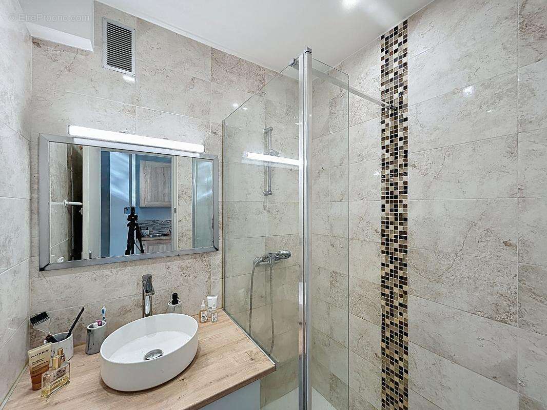 Appartement à LE CANNET