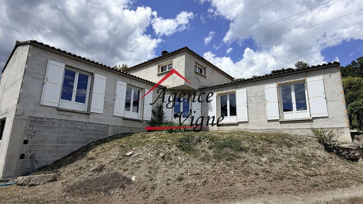 Maison à SAINT-FLORENT-SUR-AUZONNET